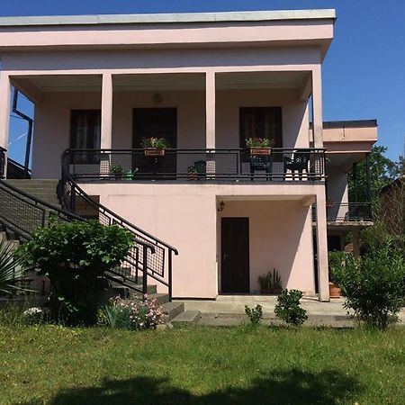 Marinas Guesthouse Kobuleti Luaran gambar