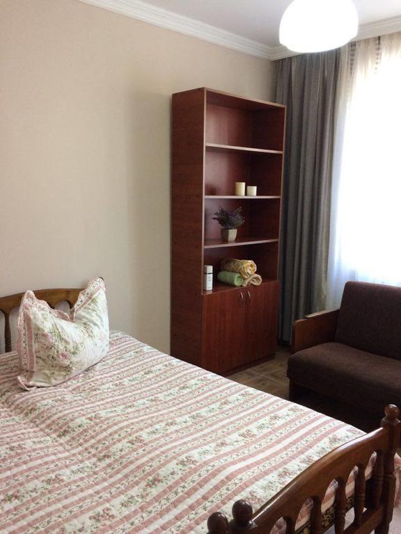 Marinas Guesthouse Kobuleti Luaran gambar