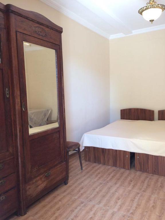 Marinas Guesthouse Kobuleti Luaran gambar