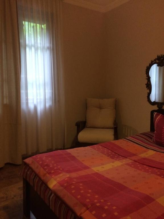 Marinas Guesthouse Kobuleti Luaran gambar