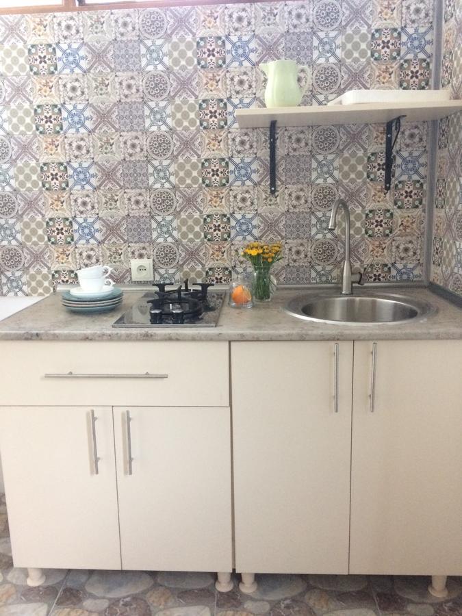 Marinas Guesthouse Kobuleti Luaran gambar