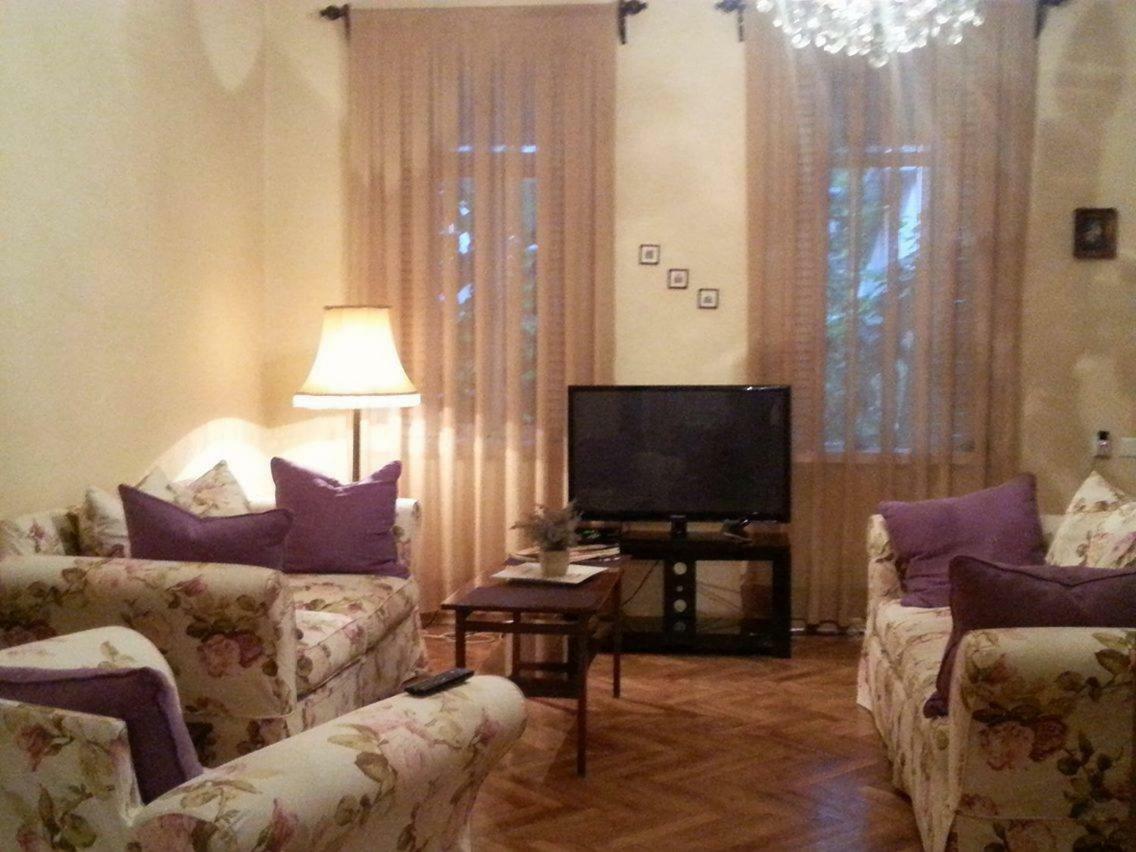 Marinas Guesthouse Kobuleti Luaran gambar